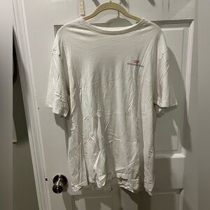 🐳Vineyard Vines Cream T-Shirt